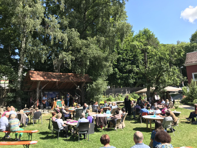 "Wiesenfest"-Gottesdienst 